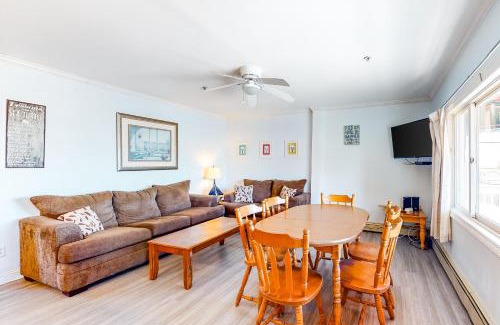 Old Orchard Beach Apartment | Family-Friendly Retreat at Sunrise Deck with Great Reviews