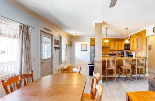 Old Orchard Beach Apartment | Family-Friendly Retreat at Sunrise Deck with Great Reviews