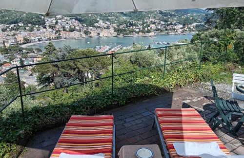 Rapallo Villa | Sunrise Hotel: 4-Star Comfort with Family-Friendly Dining