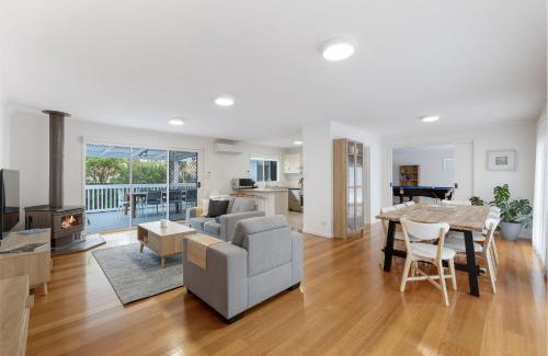 Cape Woolamai House | Discover Sunrise on Panorama: Family-Friendly & Pet Welcoming