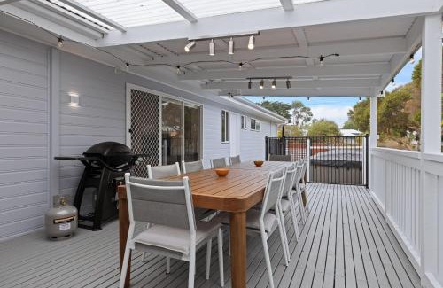 Cape Woolamai House | Discover Sunrise on Panorama: Family-Friendly & Pet Welcoming