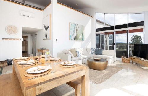 Tuncurry Apartment | Elegant Sunrise Penthouse with Pool & Family-Friendly Amenities