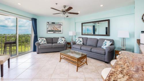 Tavernier Apartment | Sunrise Sanctuary - Top Floor Ocean Pointe 2415