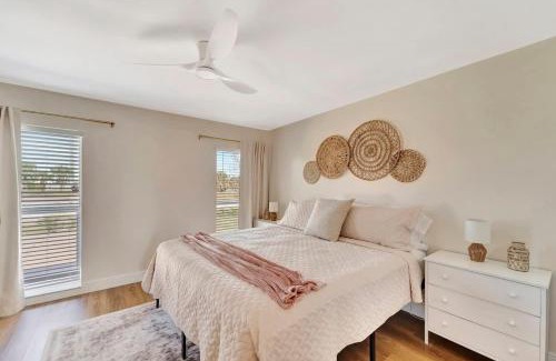 Harbour Heights House | Sunrise Suite Central to I75 airport & downtown