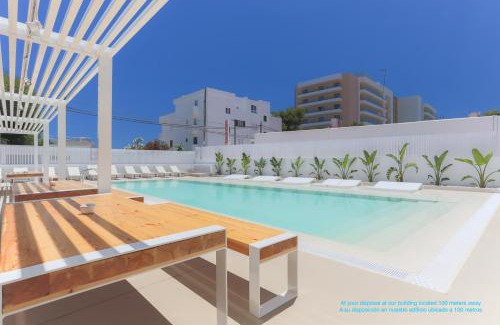 Figueretas Apartment | Inviting Sunrise Suites: Guest Rated 8.3 with Great Dining