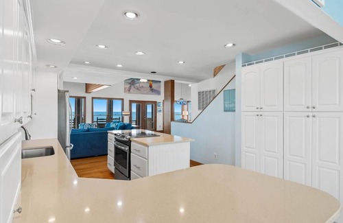 Pawleys Island House | Oceanfront Retreat: Family-Friendly Home with Dock Access
