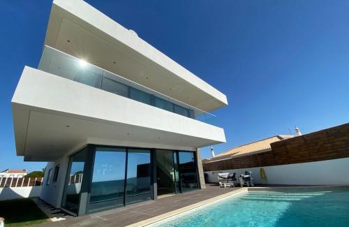 Sagres Villa | Unforgettable Stay at Sunrise Villa - 4 Star & Family Friendly