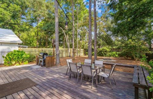 Northeast Pensacola House | Family-Friendly Retreat at Sunrunner Cottage Awaits You