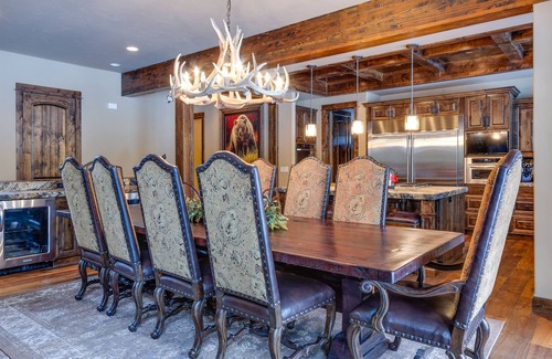 Sunriver House | Family-Friendly Escape in Caldera Springs with Hot Tub