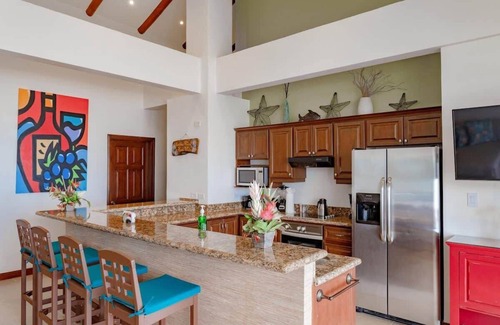 Potrero Condo | Experience Potrero Sunset Oceanfront with Pool & Spa Access