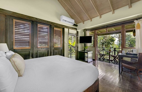Orange Bay Resort | Adults-Only Paradise: Sunset at the Palms Resort Awaits