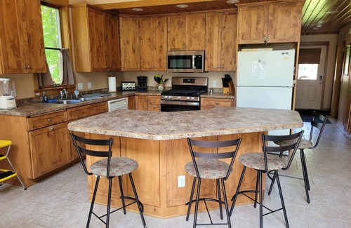 Isle House | Sunset Bay Getaway - Ocean View, Pool & Private Beach Access