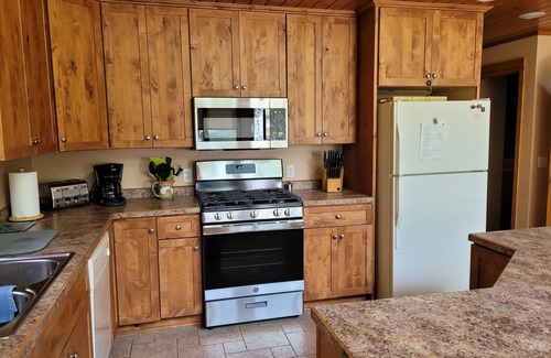 Isle House | Sunset Bay Getaway - Ocean View, Pool & Private Beach Access