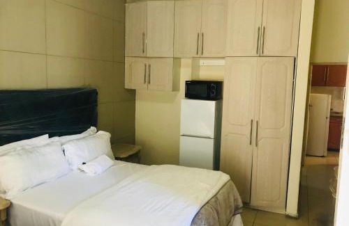 East London Bed & Breakfast | Sunset Bay Lodge