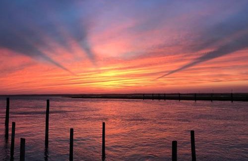 Chincoteague House | Sunset Bay Villa 118 - Waterfront, Deep-water boat slip!