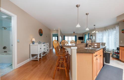 Chincoteague House | Sunset Bay Villa 221 - Waterfront, Pool, Gym!