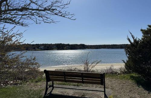 Onset House | Cozy Sunset Beach House Near Onset Village for Families