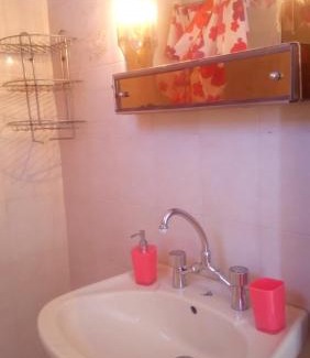 Petaloudes House | Oceanfront Sunset Beach Studio with Child-Friendly Amenities