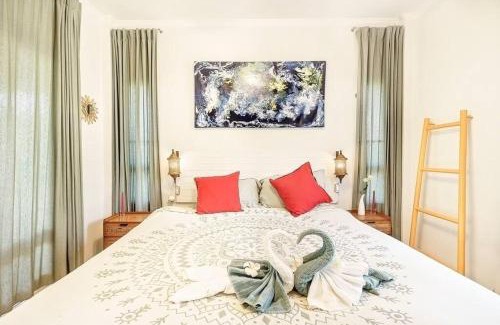 Thong Sala Villa | Beachfront Getaway: Sunset Beach Villa 5 La Bella Villa