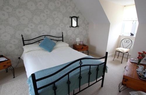 Little Haven Bed & Breakfast | Cozy Sunset Bed and Breakfast - 4-Star Gem with Excellent Reviews