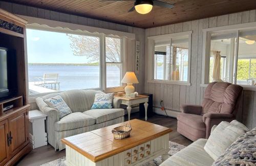 Moran House | Family-Friendly Sunset Breeze with Scenic Views