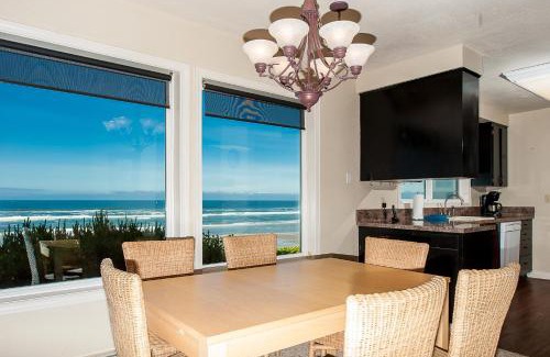 South Beach House | Oceanfront Escape at Sunset Breeze with Pet-Friendly Amenities