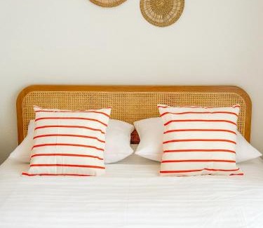 Memmingen Apartment | Experience the Sunset Club: Cozy Studio with Balcony & Parking