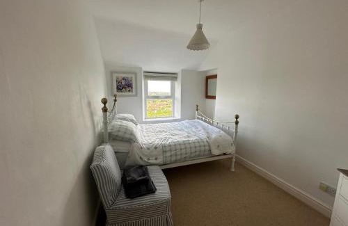 Gwaenysgor Near Prestatyn House | Sunset Cottage