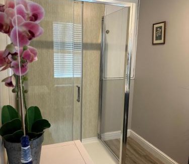 Gwaenysgor Near Prestatyn House | Sunset Cottage