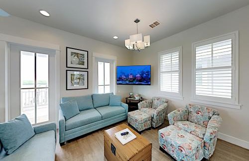 Port Aransas House | Top-Rated Sunset Cove at Palmilla Beach with Pool Access