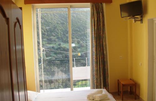 Livadia Bed & Breakfast | Enchanting Sunset Crete: Rated 8.4 with Delicious Breakfast
