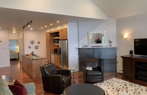 Empire House | Sunset Dreams: Pet-Friendly Retreats with Ocean Views!