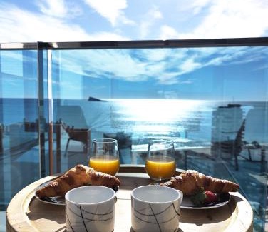 La Nucia Apartment | Oceanfront Sunset Drive Apartment with Pool & Hot Tub