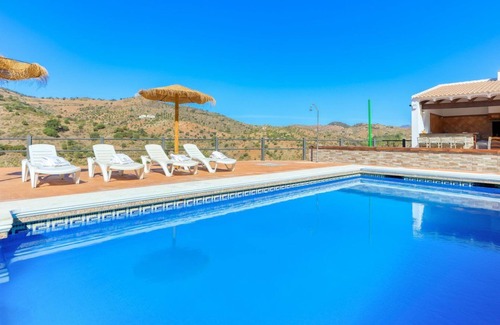 Almogia Villa | Relax at Sunset El Tejar Almogía with Pool and Spa