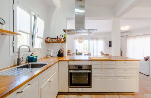 Sant Josep de sa Talaia House | Relax at Sunset Finca Cala Bassa with Oceanfront Bliss