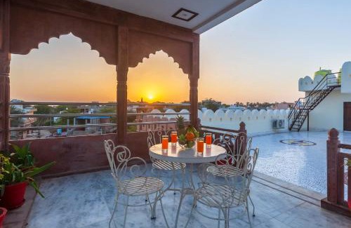 Jodhpur Villa | Elevated City-View Villa with Private Terrace & Breakfast