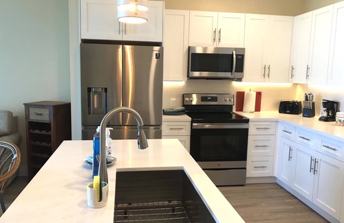 Indian Rocks Beach Apartment | Ocean View Retreat with Balcony at IRB - 10/10 Rated!