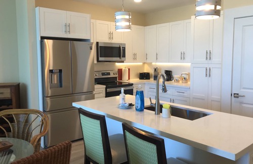 Indian Rocks Beach Apartment | Ocean View Retreat with Balcony at IRB - 10/10 Rated!