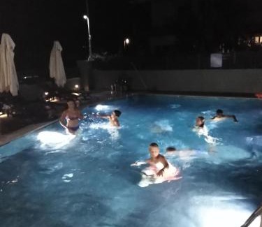 Plataria Apartment | Experience Sunset: Oceanfront Retreat with Pool & Pet Friendly