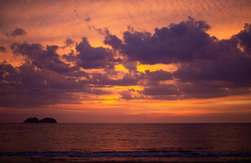 Playa Hermosa Villa | Find Serenity at Sunset Harmony, Playa Hermosa Retreat