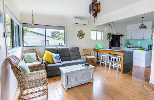 Shoalhaven Heads House | Exceptional Sunset Haven: A Family-Friendly Retreat