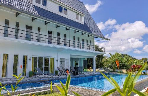 Langkawi Villa | Relax at Sunset Hill - Aquamarine Pool Villa with Hot Tub