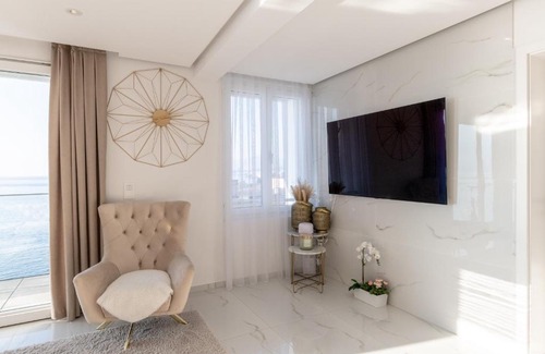 Veytaux Apartment | Elegant Sunset Home: Luxury Lakefront Apartment Awaits