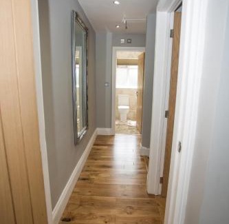 Thamesmead Apartment | Relaxing Stay at Sunset Homes - Child-Friendly Retreat
