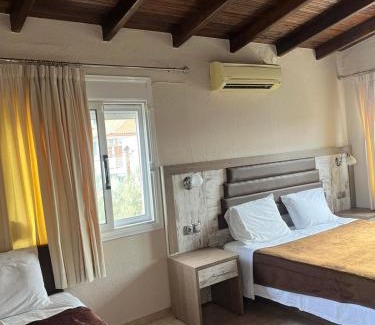Paradhisos Hotel | Discover Hotels in Greece with Private Beach & Pool Access