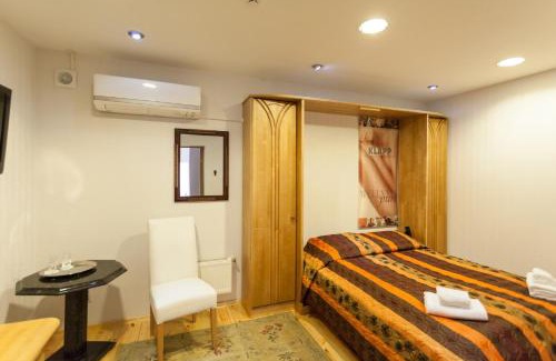 Jurmala Hotel | Oceanfront Escape at Sunset Hotel: Pet-Friendly & Scenic Views