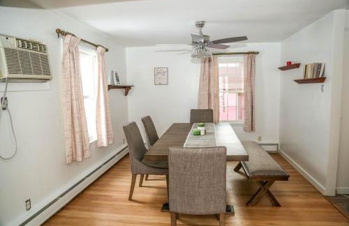Rumford House | Tranquil Sunset House Near Sunday River - Family-Friendly Stay