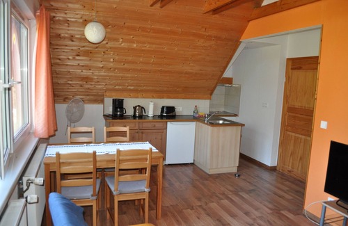 Muritz Apartment | Relaxing Sunset Retreat at Mecklenburger Seenplatte