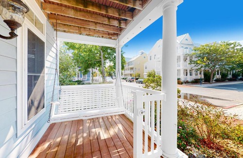 Sunset Island House | Relaxing Beachside Mews at Sunset Island with Private Pool