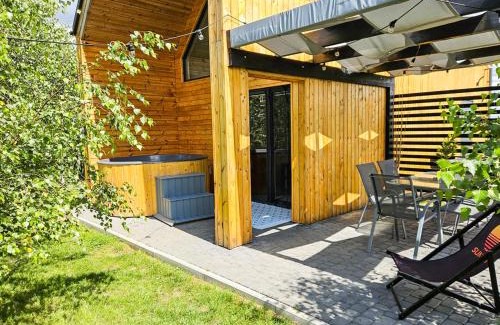 gmina Liniewo House | Charming Sunset Kaszuby: Pet-Friendly with Hot Tub & Kitchen